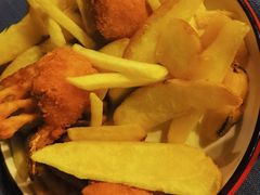 -拾光音乐餐酒吧(告庄星光夜市店)