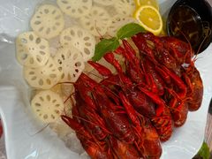 -肥肥虾庄·金牌油焖大虾(汉口城市广场店)