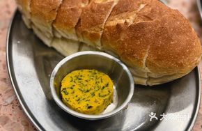 Vietnamese Baguette with Curry Butter