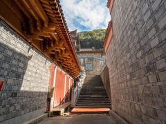 -冕宁灵山寺