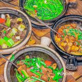 地道广式，先从啫苑·头牌啫煲开始！