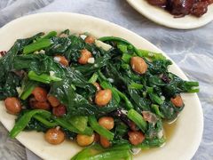 果仁菠菜-尹记餐馆(花园店)