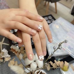 -兔兔妹款式美甲美睫