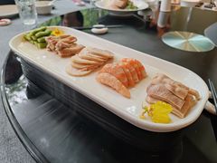 -HOMES上海本帮菜(襄阳公园店)