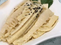 鸡汁竹笋-烹然四季椰子鸡火锅(团结湖总店)