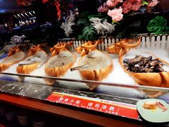-釜御山海鲜烤肉火锅自助(新城市中心店)