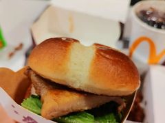 麦麦夜小堡鸡架单人餐-麦当劳(虹梅路地铁站店)