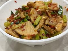 -红色湘菜馆(春风店)