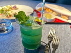 -弦月窗LUNETTE BY AMANDA(复兴路店)