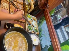 -银米·云南传统过桥米线(双廊黑金冠店)