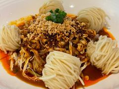 -渔语鱼新川菜Bistro(万象天地店)
