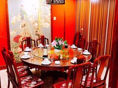 包厢-那家老院子东北菜·饺子·小鸡炖蘑菇(艳华街店)