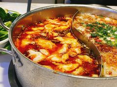 -德林酸菜鱼火锅(南丹店)