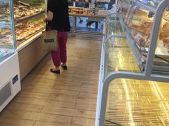 面包甜点陈列柜-沁园(新沙正街店)