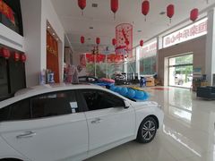-上汽荣威飞凡体验中心(莲池南二环店)