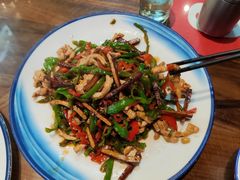 -缘来聚·徽菜名店(黄山宏村店)