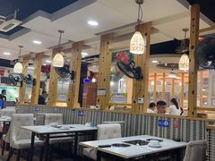 -尚品海鲜肥牛自助火锅(湖明店)
