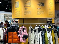 -赛格国际购物中心(小寨店)