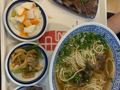 -陇兴楼兰州拉面(西安咸阳国际机场店)