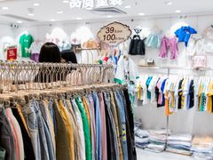 -广州白马服装市场