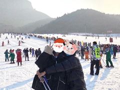 -济南卧虎山滑雪场