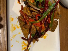 -云海肴·汽锅鸡·云南菜(天山百盛优客店)