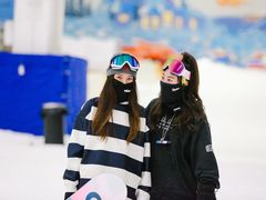 -乔波室内滑雪场