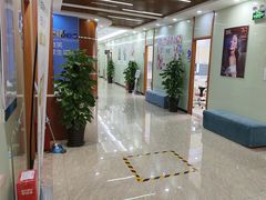 -茂菊口腔连锁(浦东南路店)