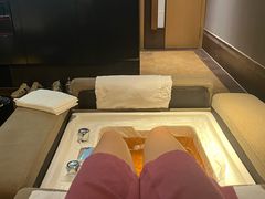 -金色印象·4K影院式足体养生(杨家坪西郊店)
