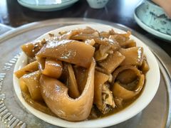 -金卯白肉罩火烧