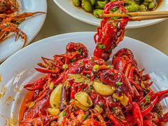 -捌贰虾蟹·江湖菜馆(江汉路店)