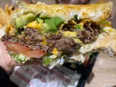 -The Habit Burger Grill 哈比特汉堡(爱琴海店)