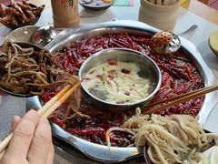 -正贰捌经重庆老火锅(建设路店)