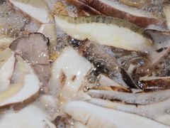 -菌之家·专业纯野生菌火锅·特色炒菌