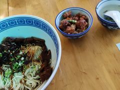 -沪西老弄堂面馆(定西路店)