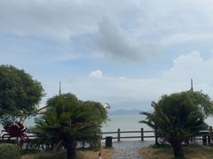 -鹰龙海畔度假酒店(咸祥店)