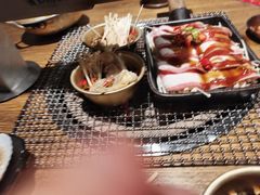 -鑫釜山海鲜烧烤(鑫丰国际店)