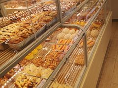 -好利来(曲江龙湖店)