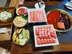 -小天鹅火锅·一线江景洪鼎旗舰店(洪崖洞店)