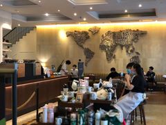 大堂-星巴克臻选(广州沙面店)