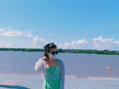 -人民防洪胜利纪念塔