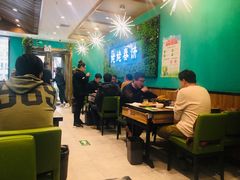 大堂-合合春饼·酱骨·东北菜(潘家园店)