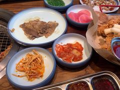 -明洞阿姨·韩式酱蟹烤肉·创意料理(三元桥店)