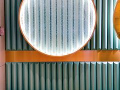 -奈雪的茶(亨特国际广场店)