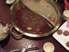 -重庆爽翻天老火锅(临平万达广场店)