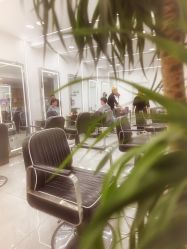 -Coo Hair salon