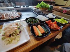 -杀猪天·韩国烤肉(铁路街第一分店)