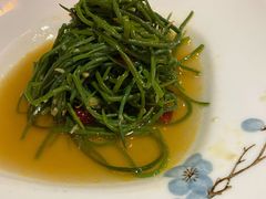 酸酸蒜蓉拌沙葱-西域阿里马新疆菜·清真(桂花路店)