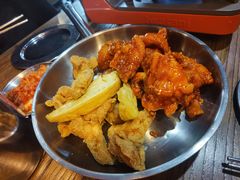 原味炸鸡和酱油鸡双拼-MI WU FACTORY米屋美食工厂餐厅(绿地店)