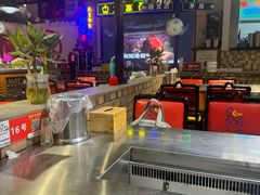 -马路牙子烧烤音乐酒馆(望京店)
